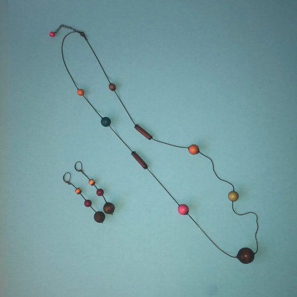 🌸Long Necklace and Earrings Set - Picture 2 of 5